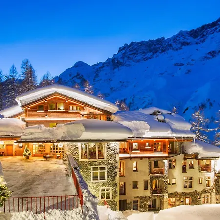 Saint Hubertus Resort-3